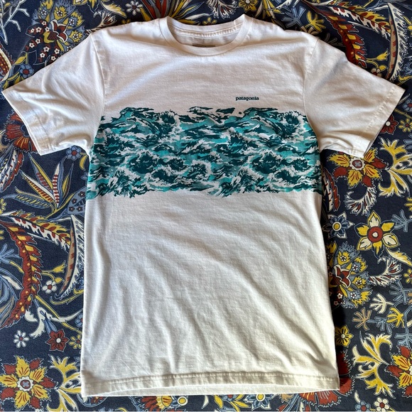 patagonia men's wild rapids ocean current short sleeve tee - white - small - Picture 2 of 5